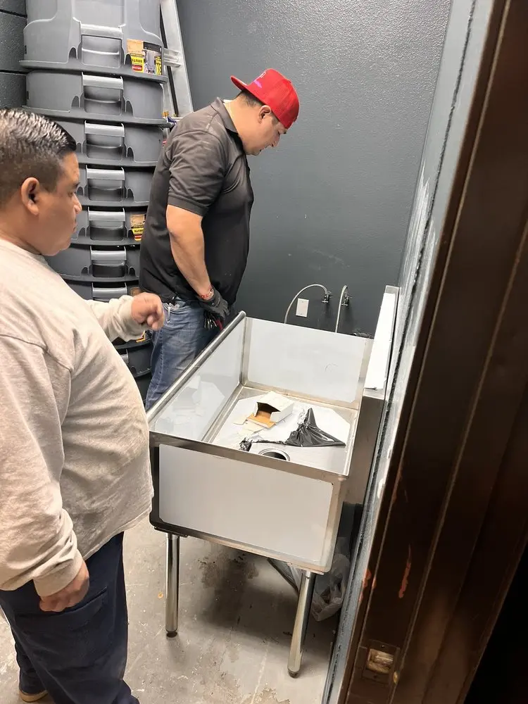 Commercial plumbing and sink installation in Lankershim
